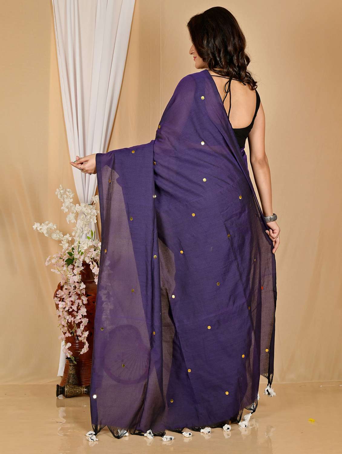 women solid plain saree with blouse - 22081782 -  Standard Image - 2