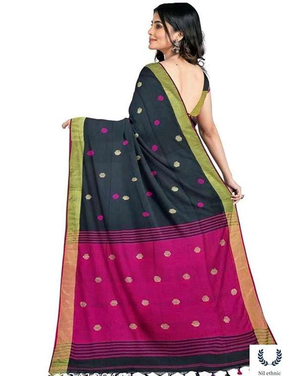 women self design handloom saree with blouse - 22081877 - Standard Image - 2