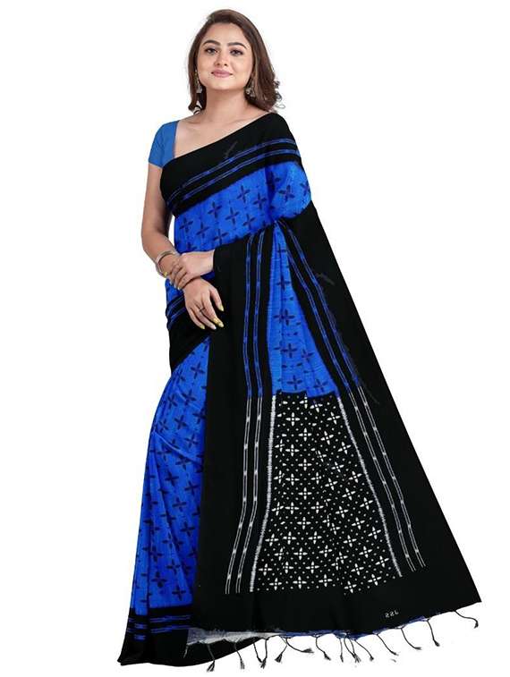 women self design handloom saree with blouse