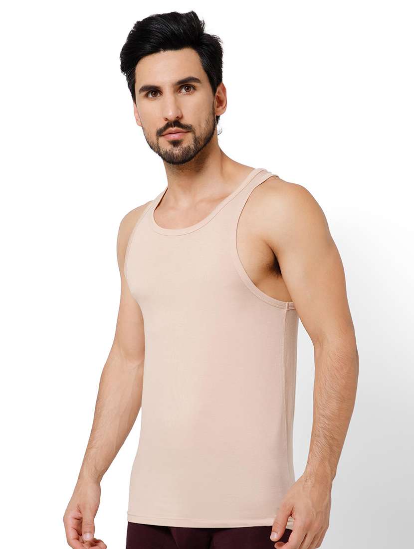 men solid scoop neck vest - 22081985 - Standard Image - 2
