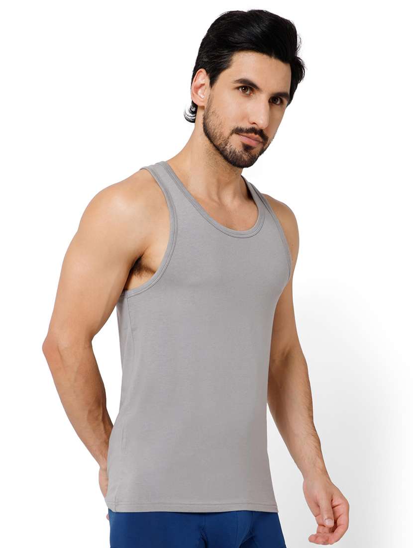 men solid scoop neck vest - 22081987 - Standard Image - 2