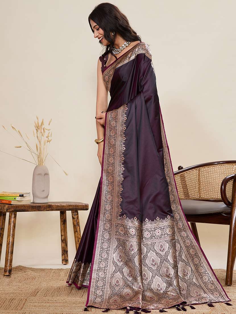 women solid with bordered saree with blouse - 22082195 -  Standard Image - 2