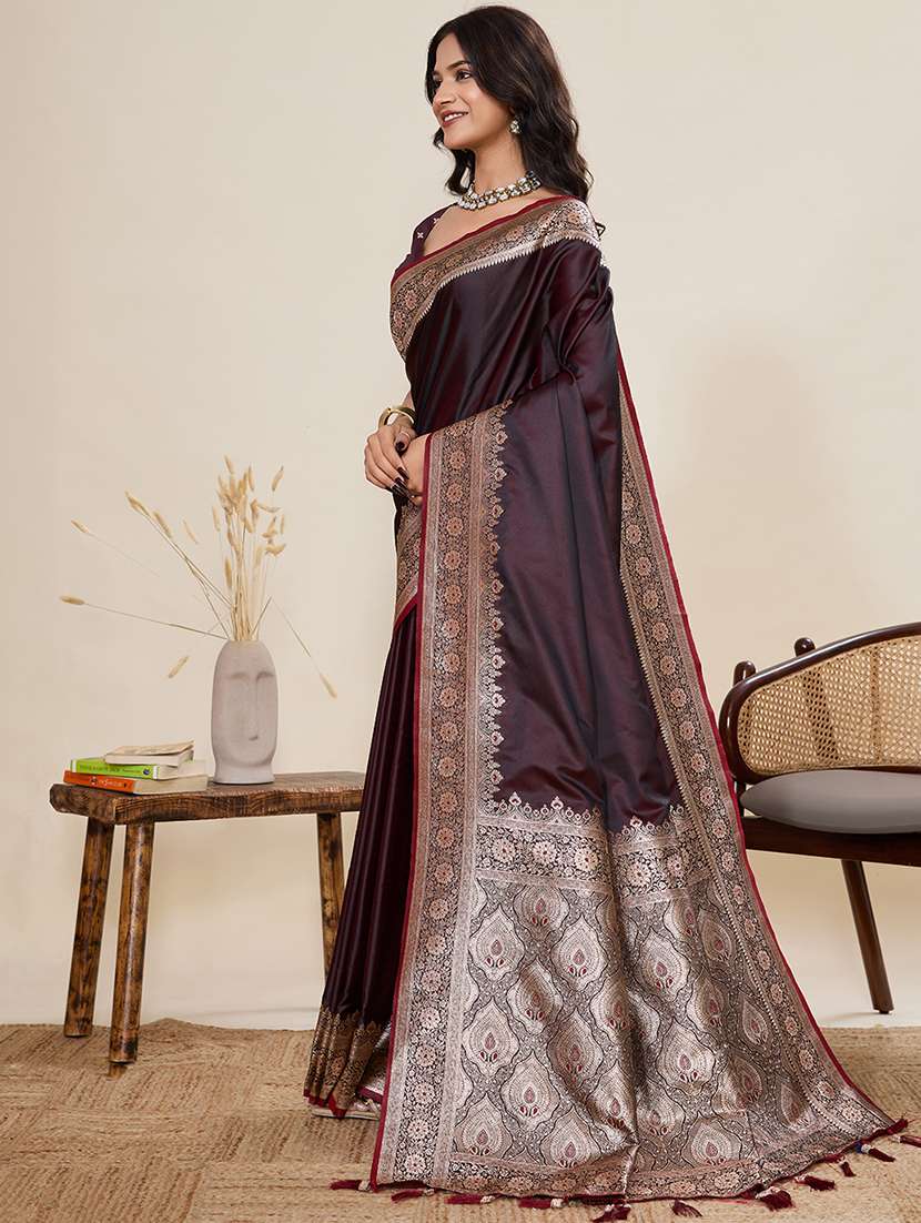 women solid with bordered saree with blouse - 22082196 - Standard Image - 2