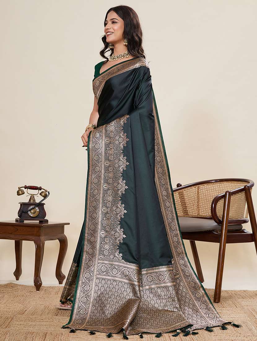 women solid with bordered saree with blouse - 22082200 - Standard Image - 2