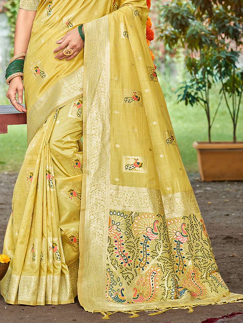 women self design assam silk saree with blouse - 22082267 -  Standard Image - 2