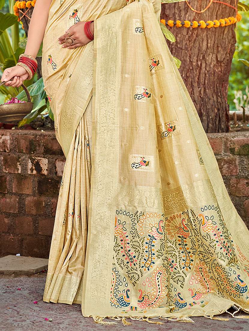 women self design assam silk saree with blouse - 22082269 -  Standard Image - 2
