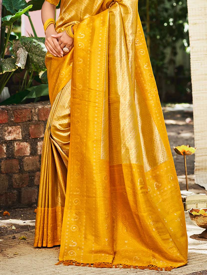 women self design kanjivaram saree with blouse - 22082276 -  Standard Image - 2