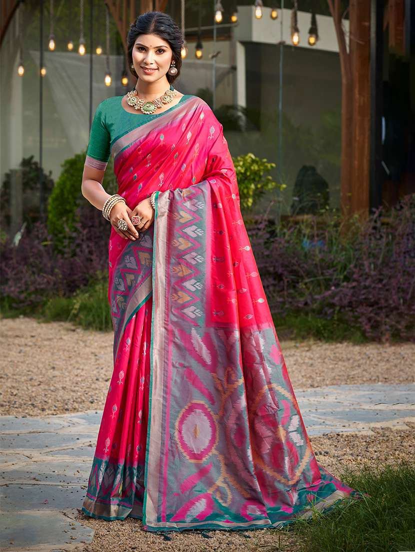 women self design kanjivaram saree with blouse