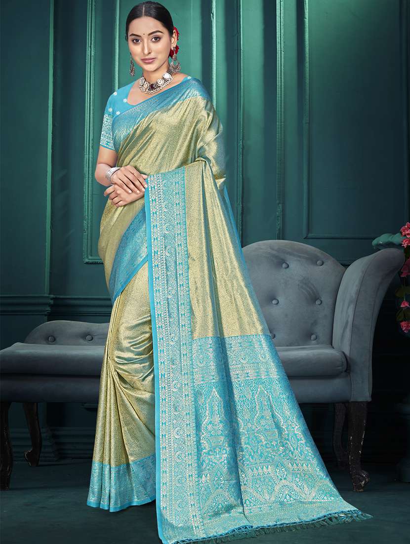 women self design kanjivaram saree with blouse