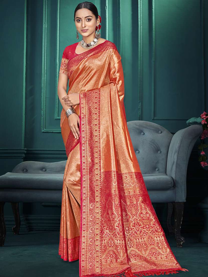 women self design kanjivaram saree with blouse