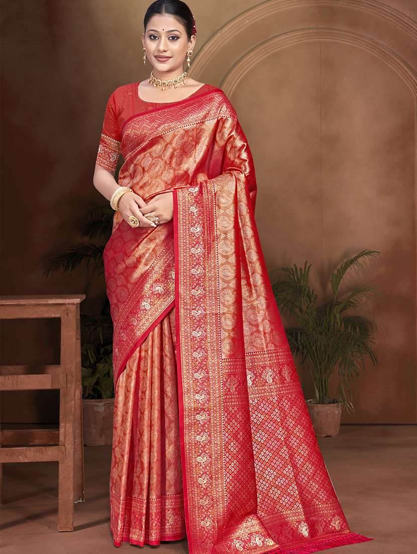 women self design kanjivaram saree with blouse