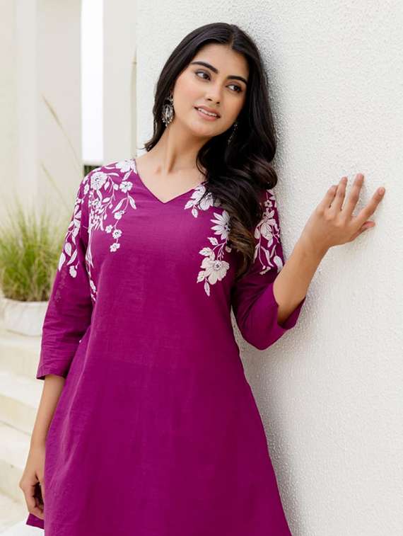 women three quarter sleeve ethnic co-ord set - 22082471 - Standard Image - 2