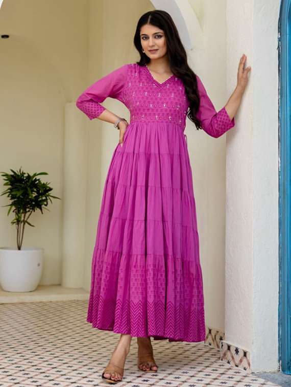 women printed three quarter sleeve tiered ethnic dress - 22082486 - Standard Image - 2