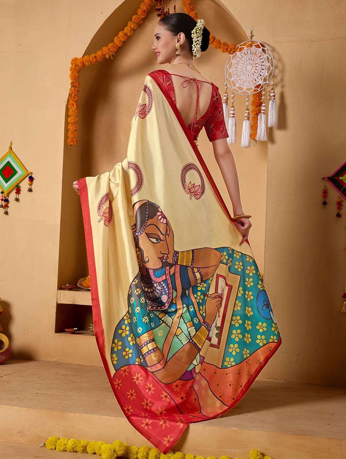 women printed casual wear saree with blouse - 22082996 - Standard Image - 2