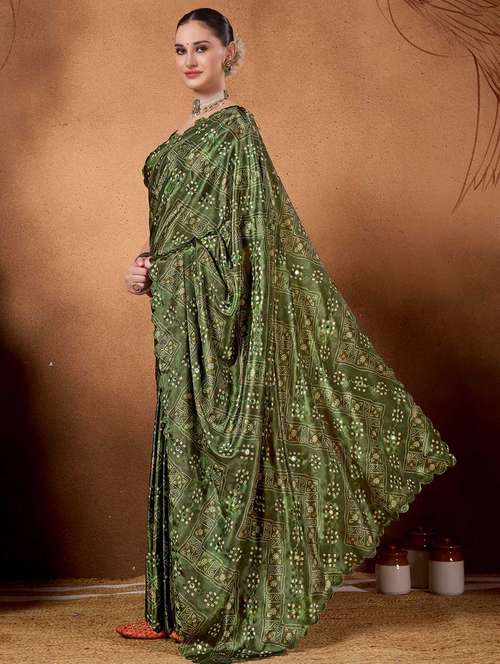 women printed casual wear saree with blouse - 22083001 -  Standard Image - 0