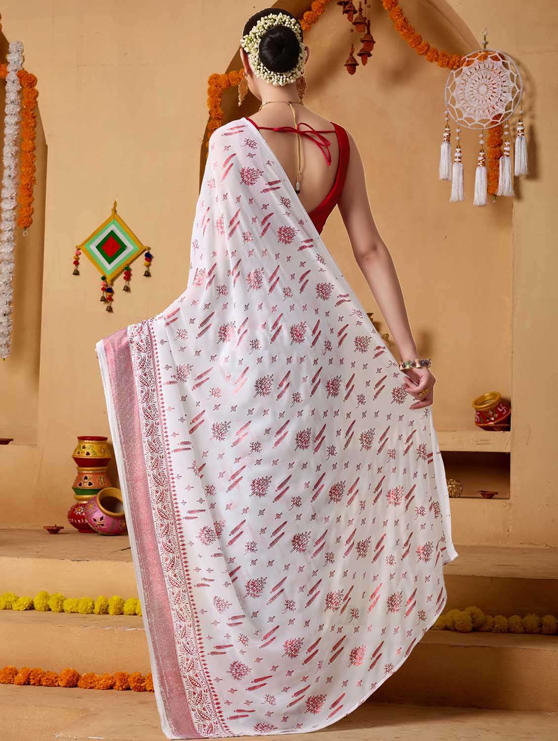 women printed casual wear saree with blouse - 22083014 - Standard Image - 2