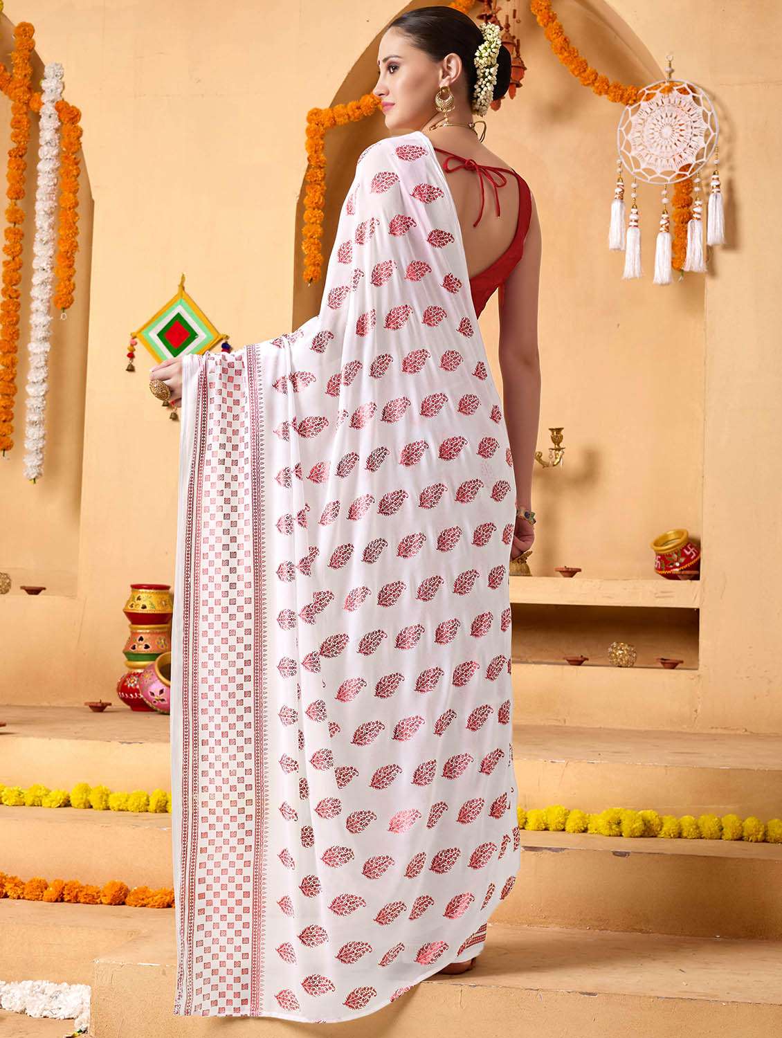 women printed casual wear saree with blouse - 22083015 - Standard Image - 2