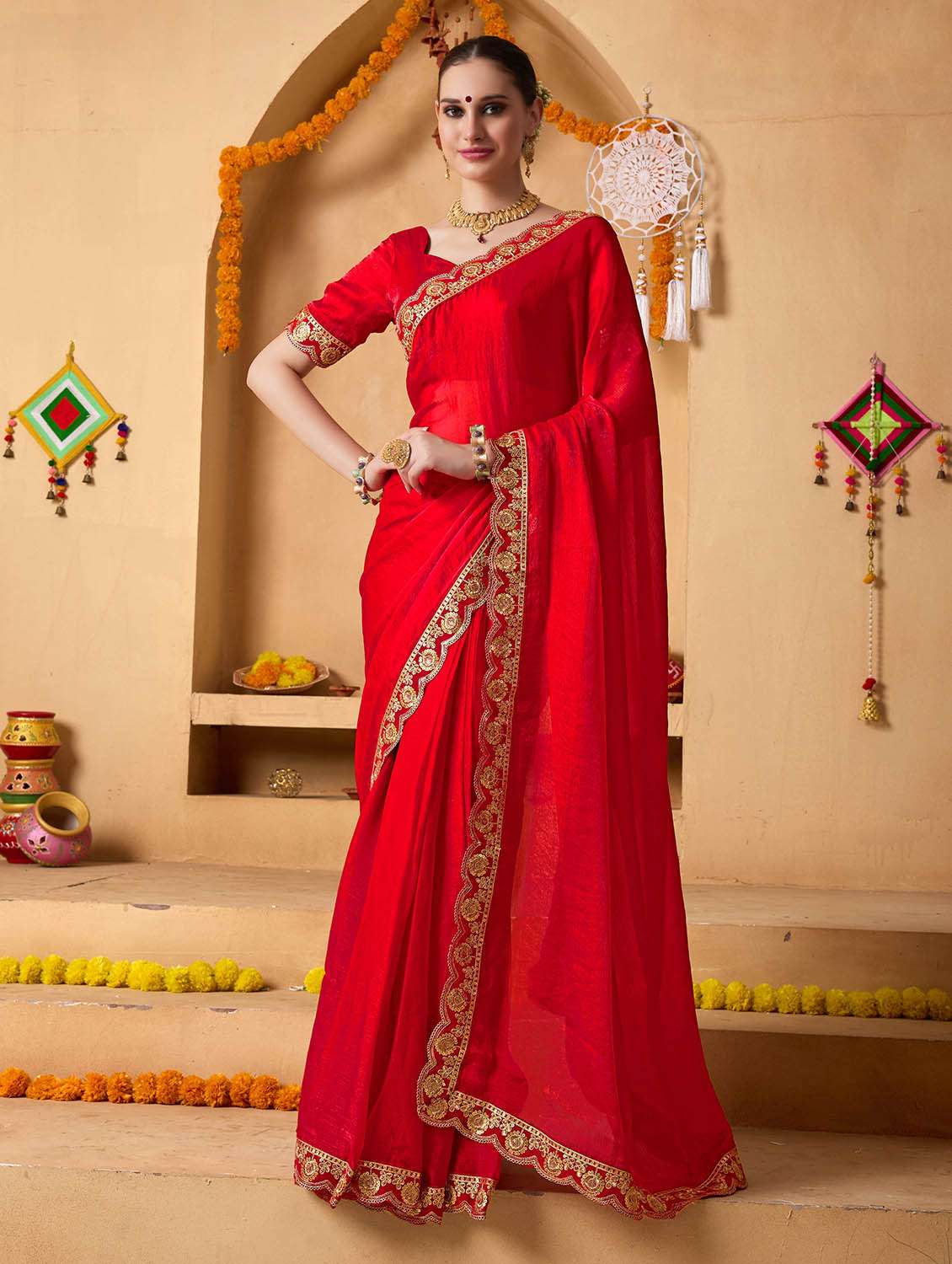 women solid with bordered saree with blouse