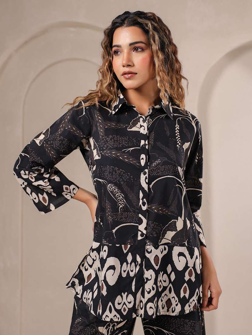 women printed three quarter sleeve shirt & trouser co-ord set - 22083105 -  Standard Image - 2