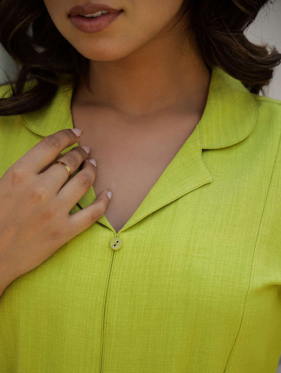 women solid roll-up sleeve lapel collar shirt dress - 22083129 - Standard Image - 2