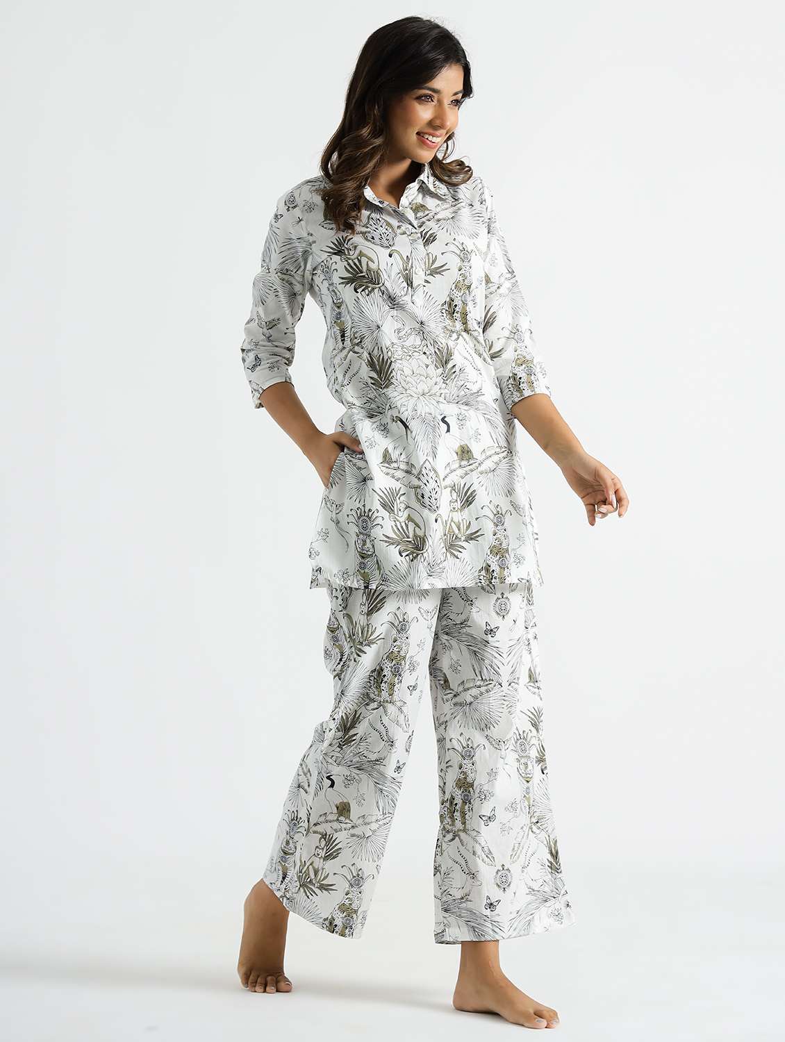 women three quarter sleeve regular fit ethnic co-ord set - 22083134 -  Standard Image - 2