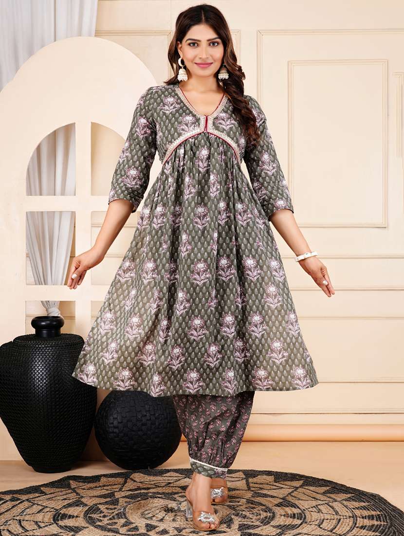 women three quarter sleeve kurta salwar with dupatta set - 22083220 - Standard Image - 2
