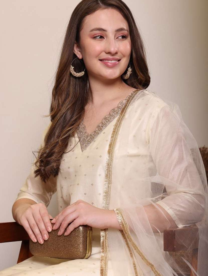 women embroidered three quarter sleeve kurta pant with dupatta set - 22083227 - Standard Image - 2