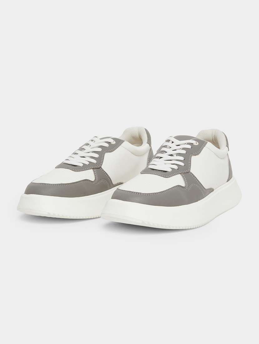 men color block lace up sneaker