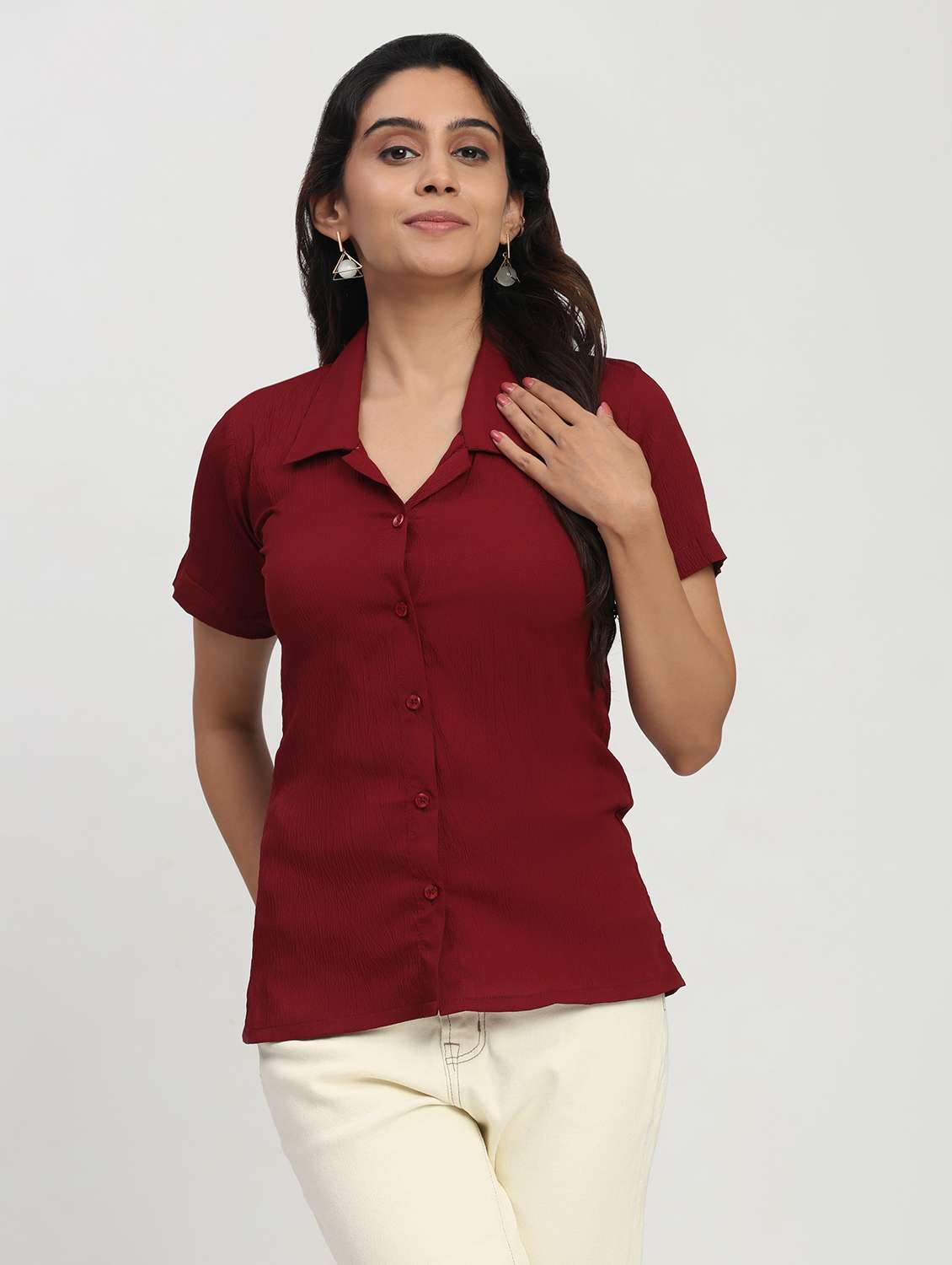 women solid short sleeve collared shirt - 22083595 - Standard Image - 2