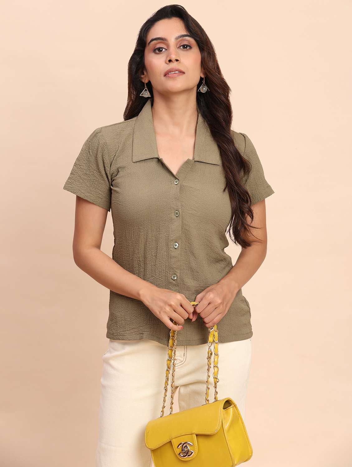 women solid short sleeve collared shirt