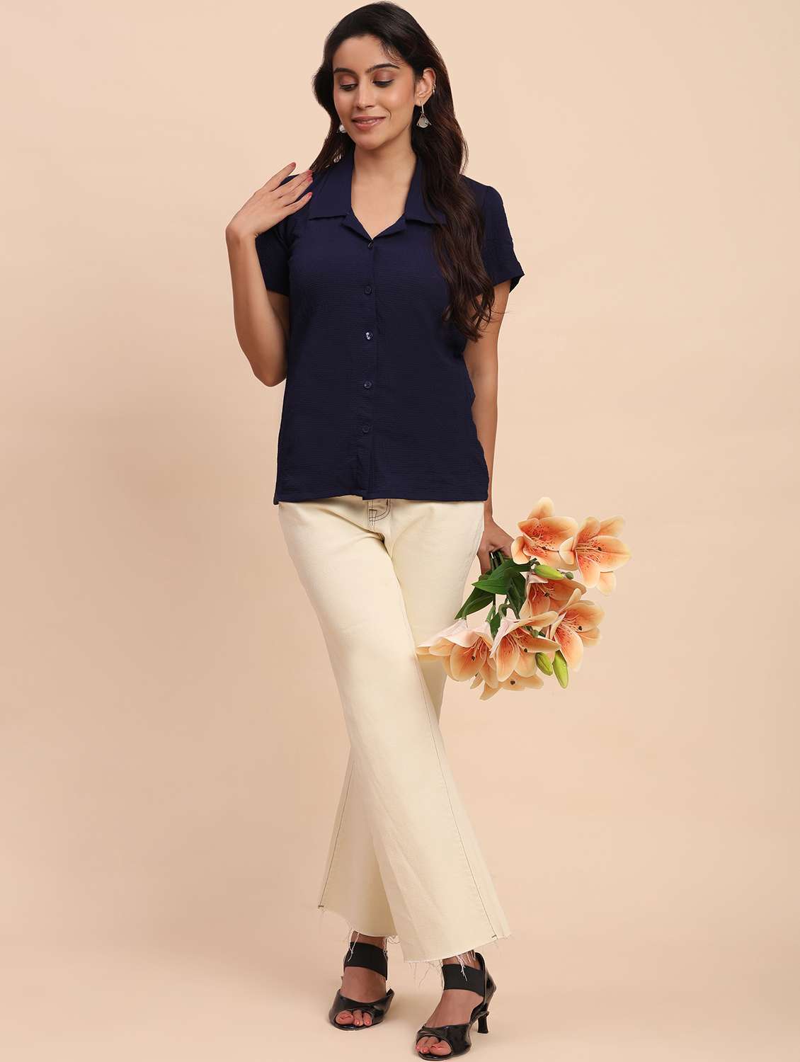 women solid short sleeve collared shirt - 22083597 - Standard Image - 7
