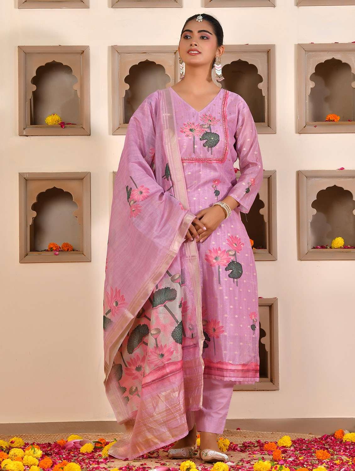 women floral three quarter sleeve kurta pant with dupatta set