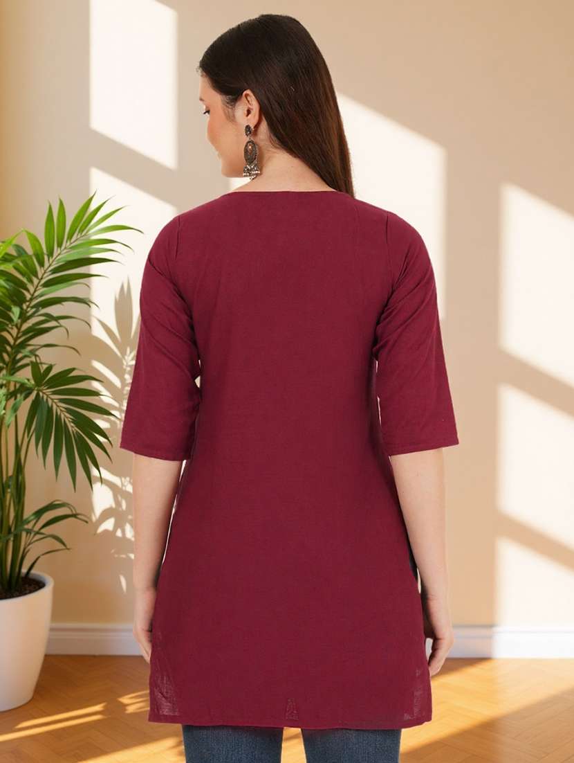 women embroidered three quarter sleeve straight kurti - 22084040 -  Standard Image - 2