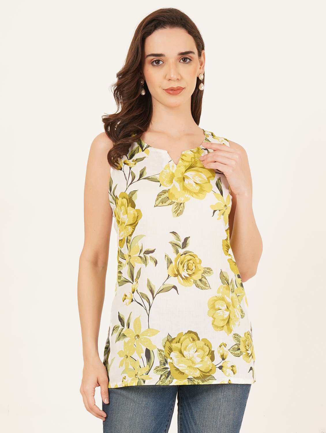 women floral printed sleeveless straight kurti - 22084085 -  Standard Image - 2