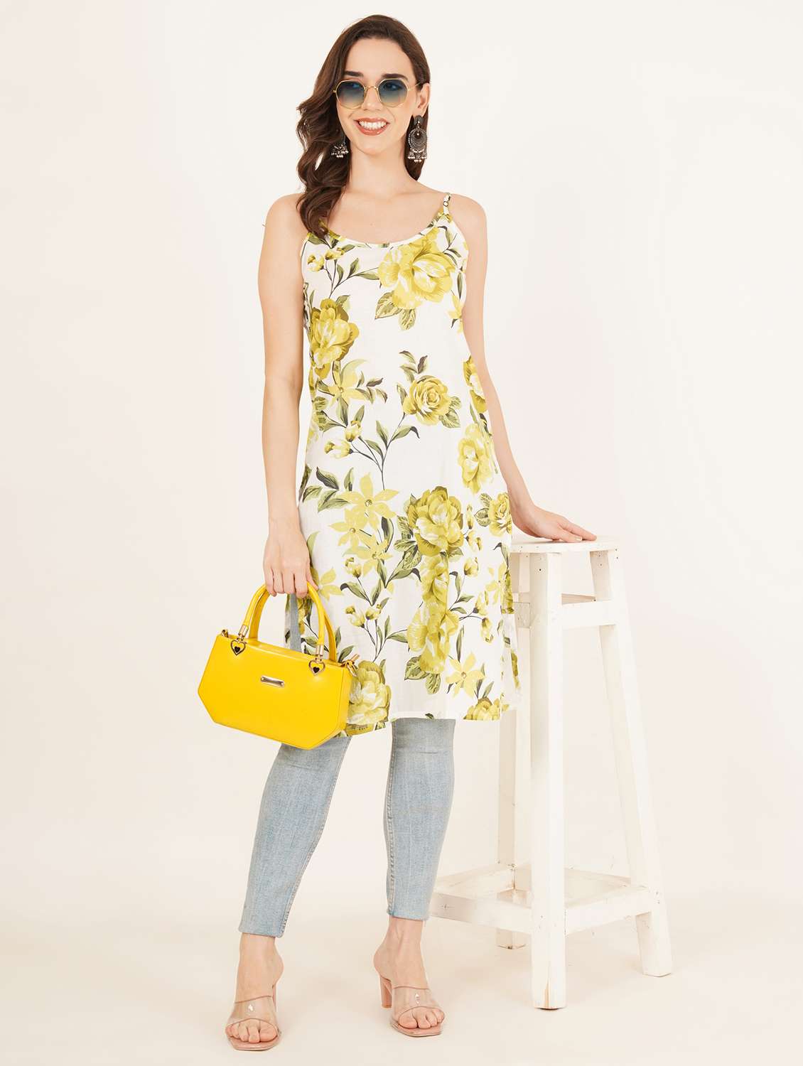 women floral printed shoulder strap straight kurti - 22084089 - Standard Image - 7