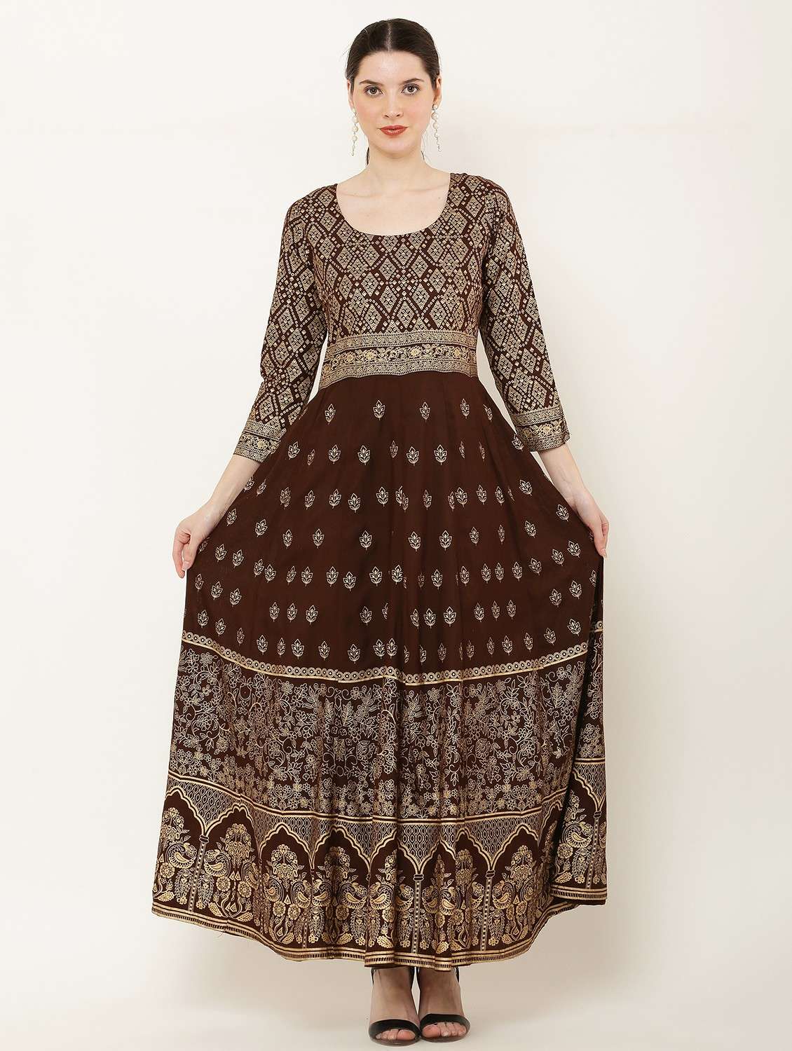 women printed three quarter sleeve flared dress