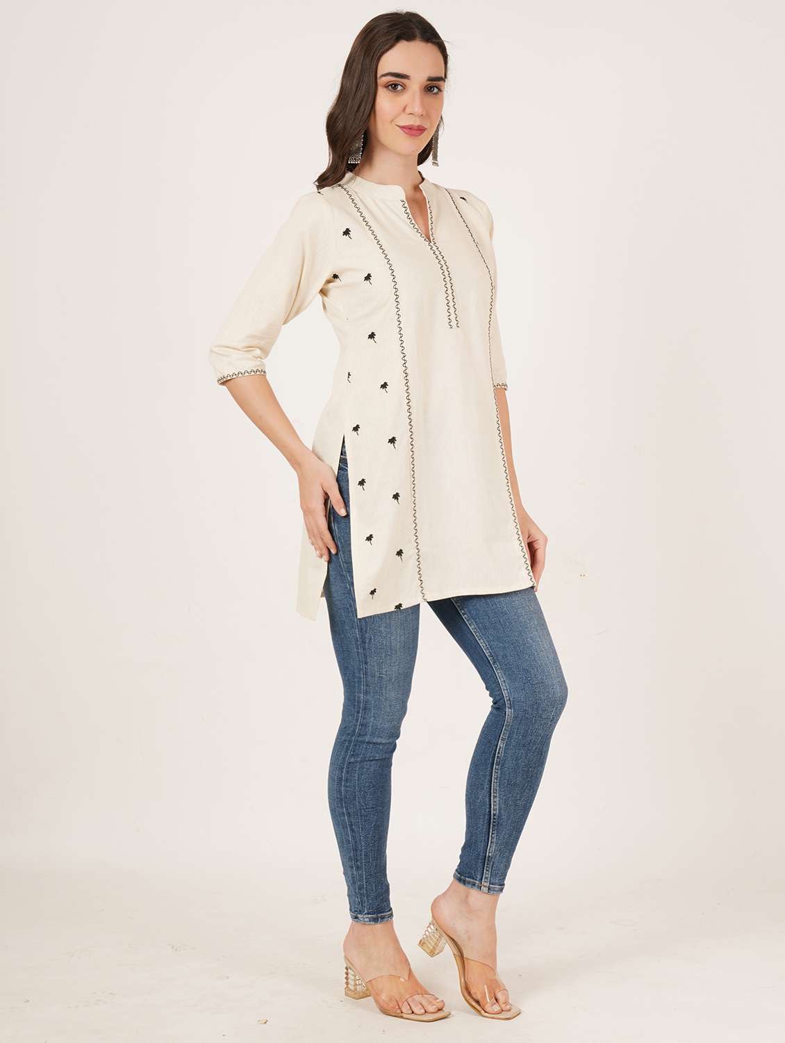 women embroidered three quarter sleeve straight kurti - 22084149 -  Standard Image - 7