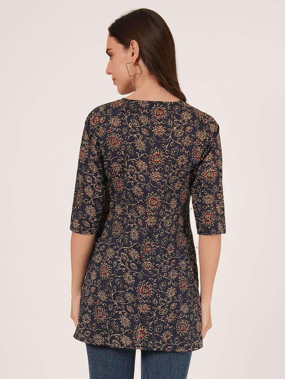 women printed three quarter sleeve straight kurti - 22084169 -  Standard Image - 2