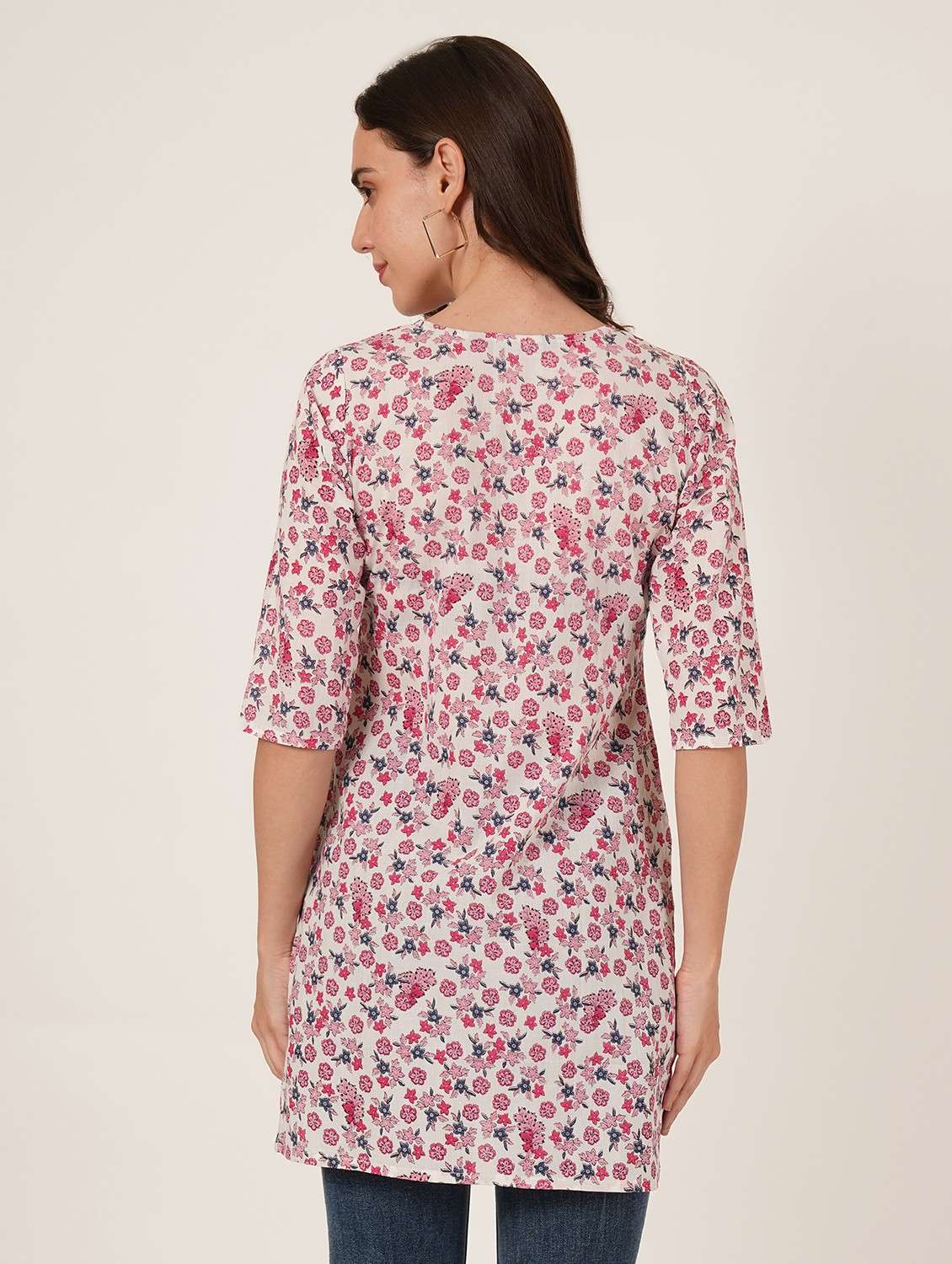 women printed three quarter sleeve straight kurti - 22084174 -  Standard Image - 2