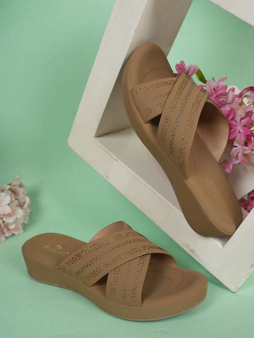 women solid slip on wedges - 22084631 - Standard Image - 0