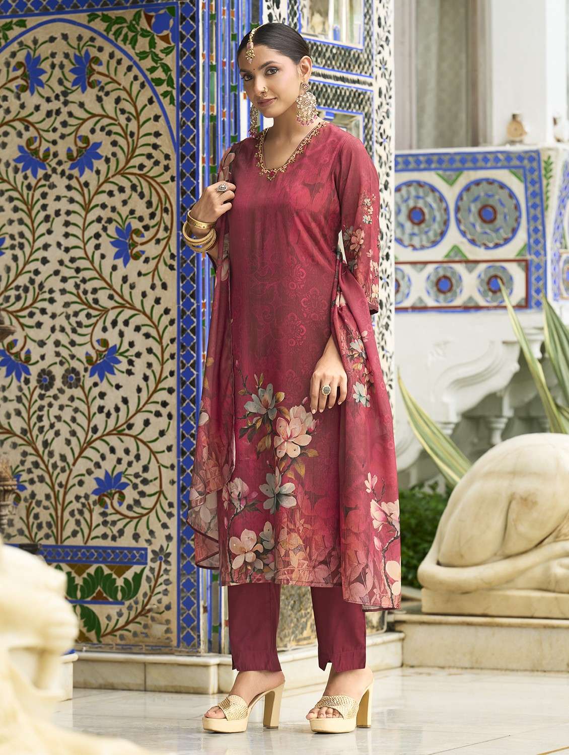 women floral printed three quarter sleeve kurta pant with dupatta set - 22084665 -  Standard Image - 2