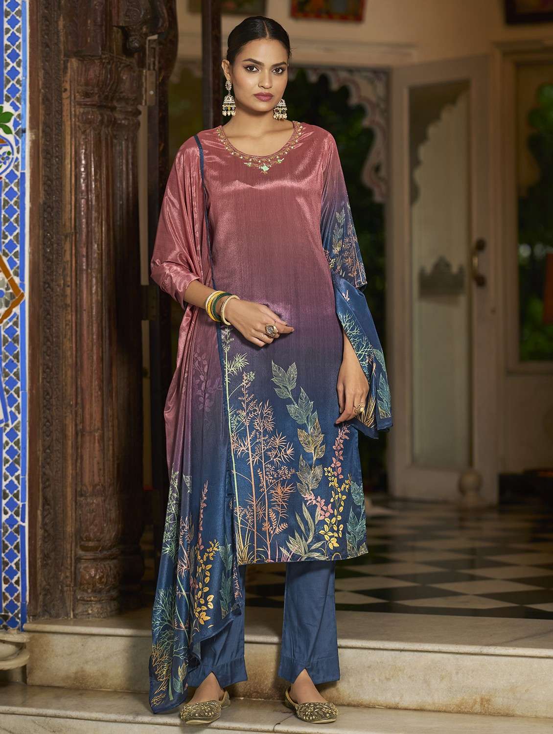 Women Floral Printed Three Quarter Sleeve Kurta Pant With Dupatta Set