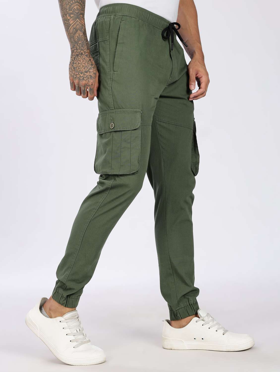 men solid mid rise regular fit jogger - 22084832 - Standard Image - 2