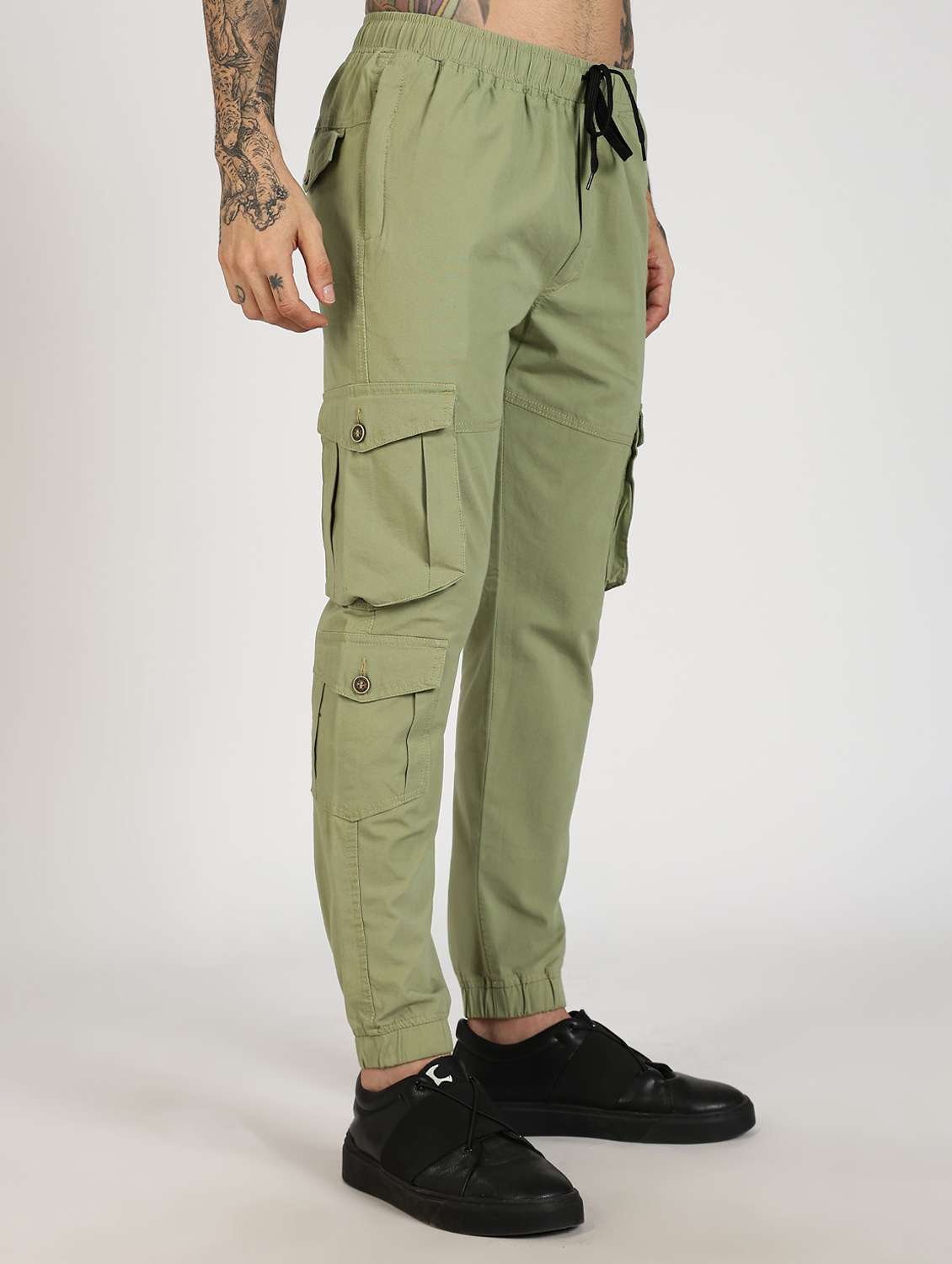 men solid mid rise regular fit jogger - 22084833 -  Standard Image - 2