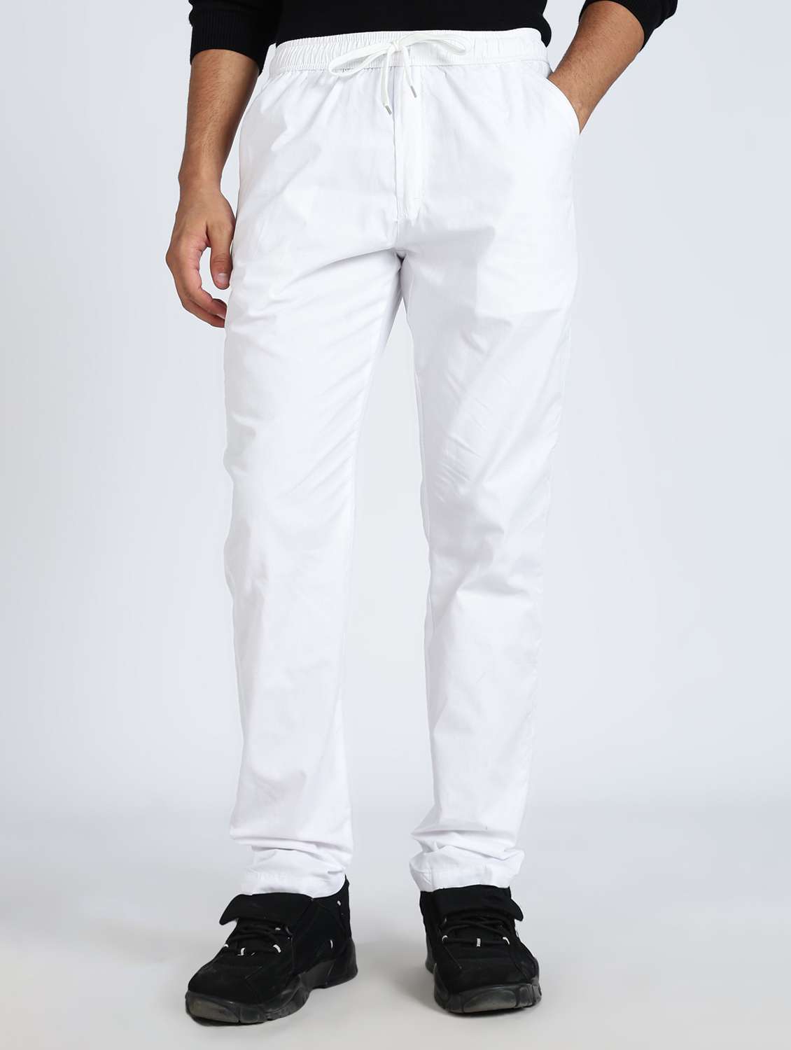 men solid mid rise chinos casual trouser - 22084863 - Zoom Image - 0