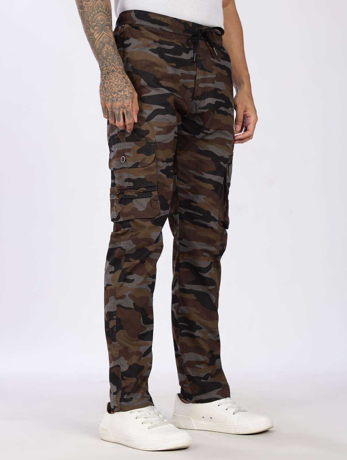 men camouflage mid rise regular fit cargo - 22085081 -  Standard Image - 2