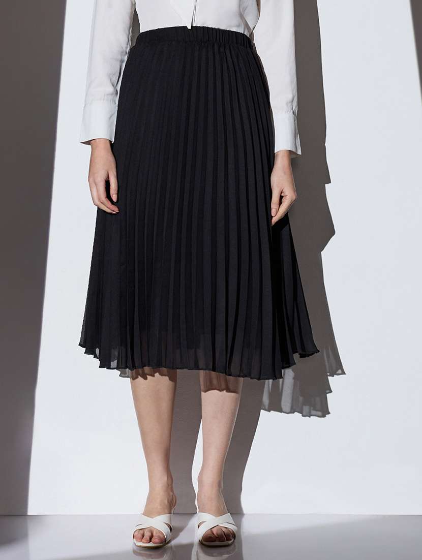 globus women black mid-rise accordion pleats midi flared skirt