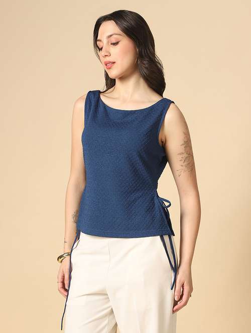 women solid sleeveless regular top - 22085213 -  Standard Image - 0