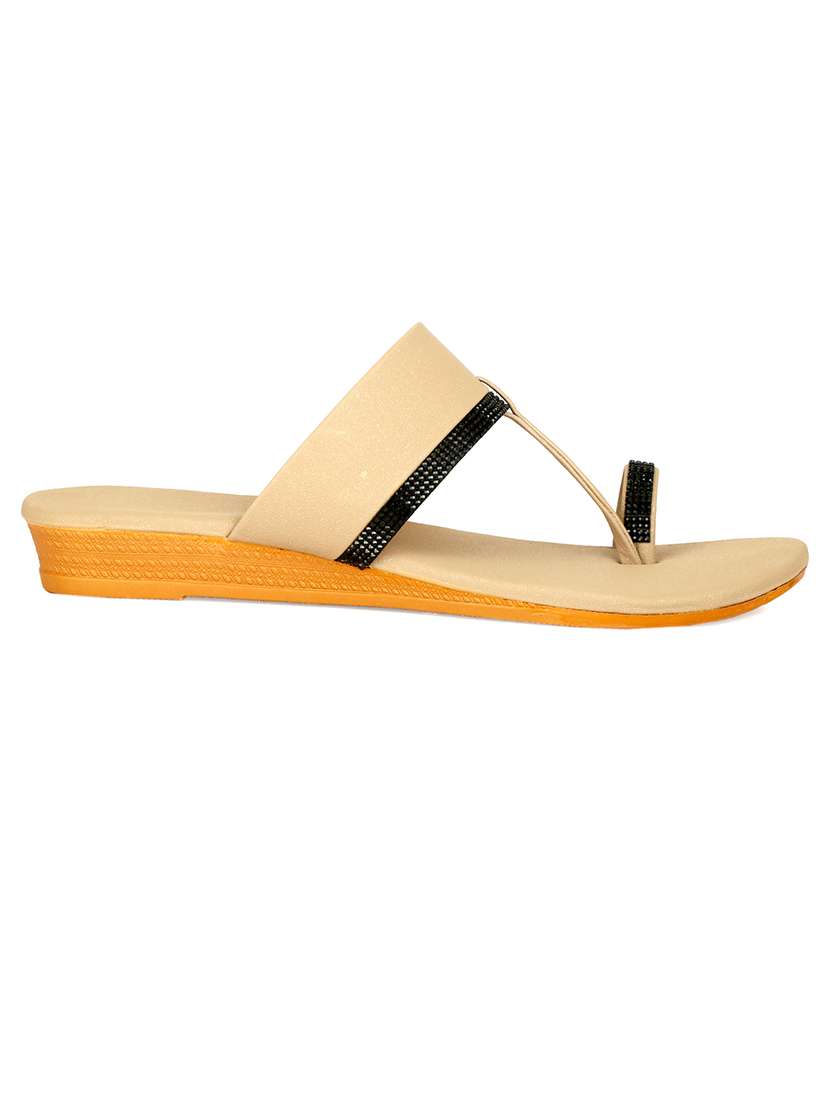 women solid one toe slip on flat sandals - 22085254 - Standard Image - 2