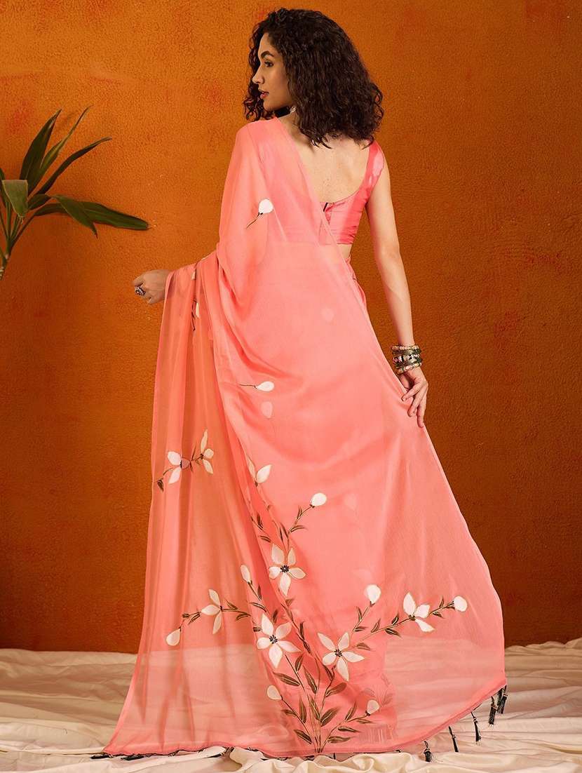 women floral printed saree with blouse - 22085844 - Standard Image - 2